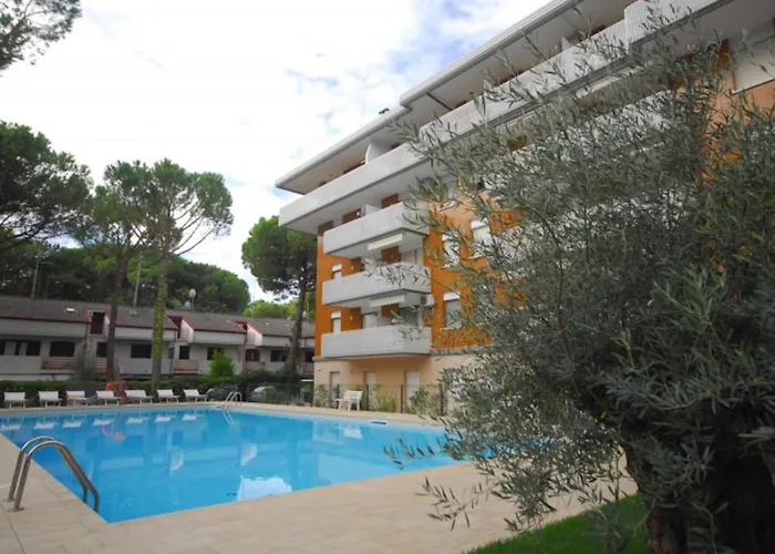 Comfy Near The Apartman *